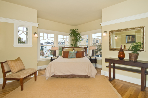 Lake Street Condominium