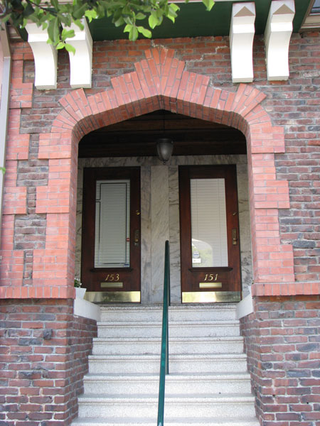 Lake Street: Arts & Crafts Condominium