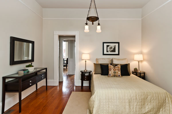 Noe Valley Victorian Condominium - 933 Church Street