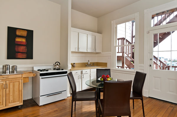 Noe Valley Victorian Condominium - 933 Church Street