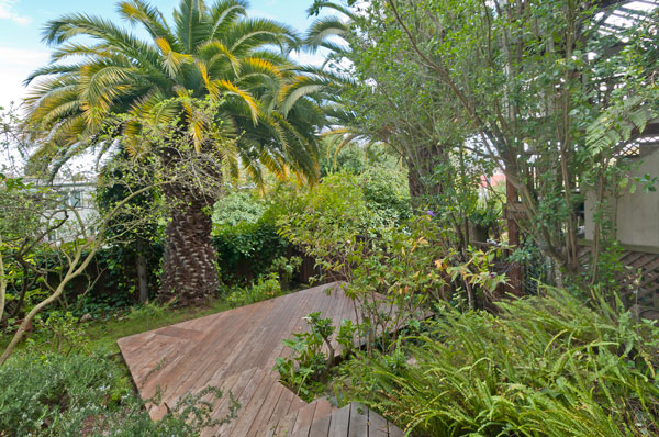Noe Valley Victorian Condominium - 933 Church Street