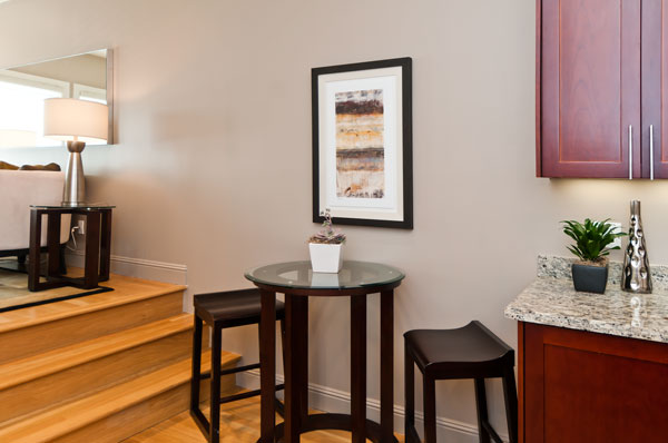 Noe Valley Victorian Condominium - 933 Church Street